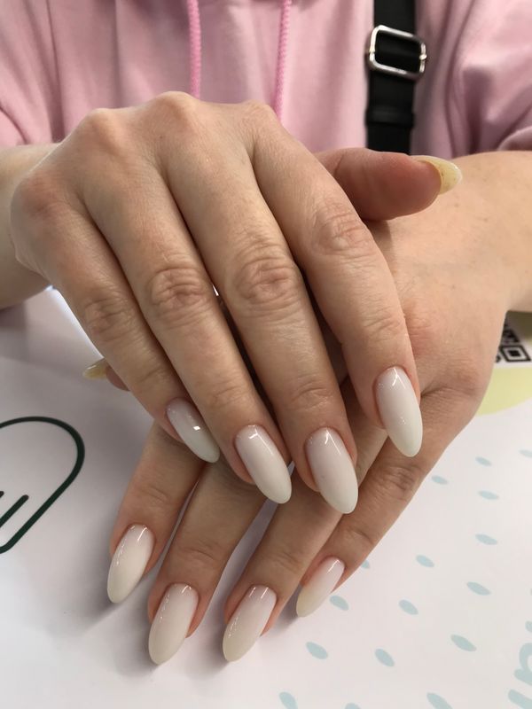 глянцевый, белый, нюд, однотон, Маникюр, на каждый день, нежный