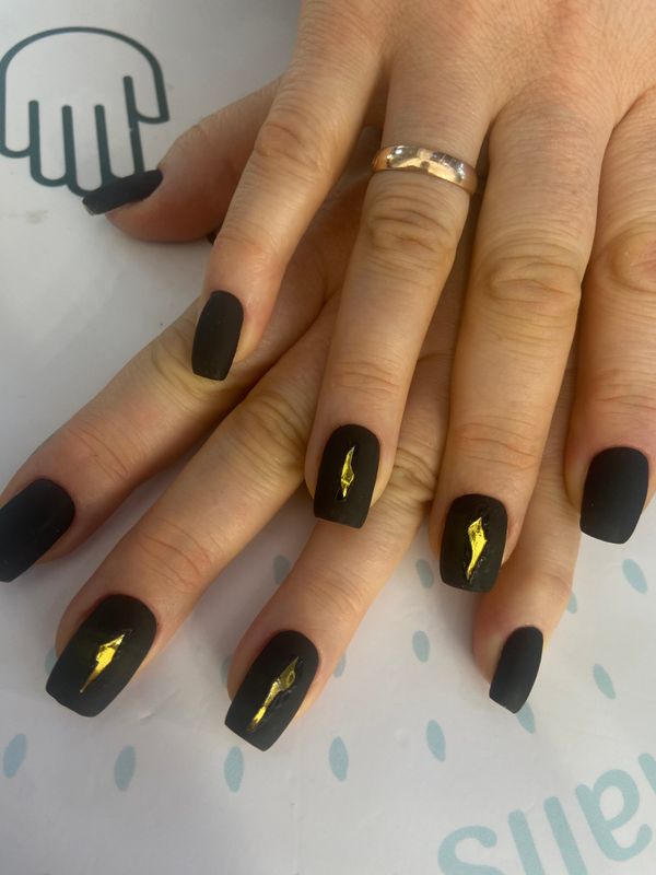 Маникюр, черный, матовый, дизайн, фольга, абстракция, оригинальный