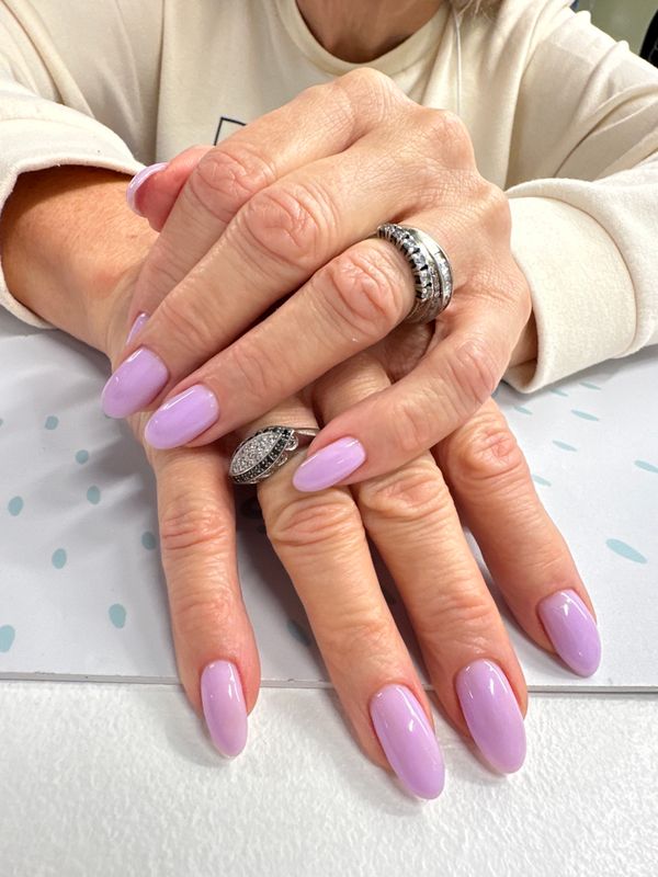 Маникюр, сиреневый, глянцевый, нюд, однотон