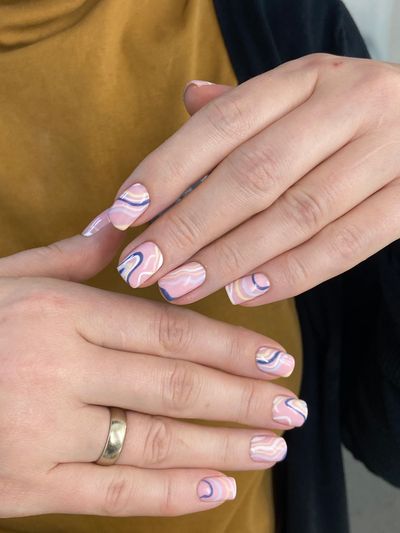 дизайн, глянцевый, абстракция, нюд, полоски, линии, разные цвета, розовый бледный, голубой, белый, синий, желтый