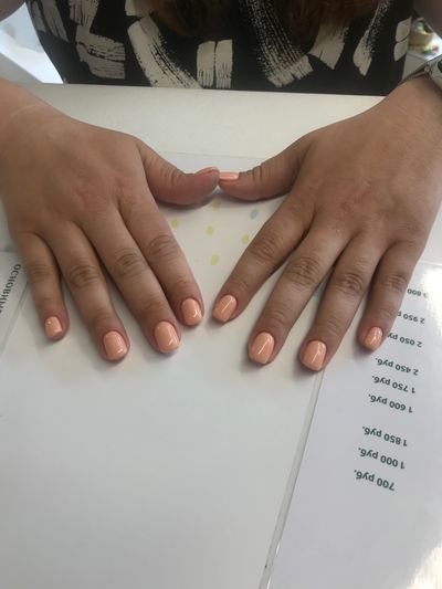 Маникюр, глянцевый, нюд, однотон, разная длинна/форма, бежевый, светлый