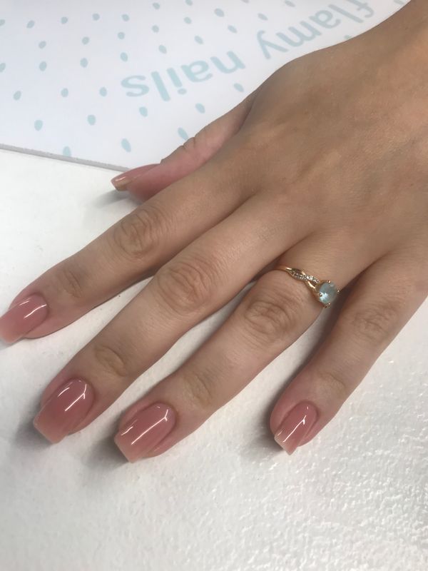 Маникюр, натуральный, на каждый день, глянцевый, нюд, однотон