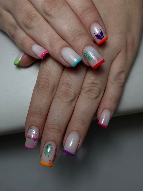 Маникюр, не под кутикулу, молочный, глянцевый, недостаточно обработана кутикула, комбинированный, дизайн, френч, рисунок, абстракция, веточка, бокал, пальмы, фламинго, оригинальный