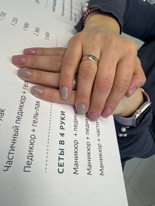глянцевый, разная длинна, серый, лак с блестками, комбинированный, нюд, Маникюр, на каждый день, нежный
