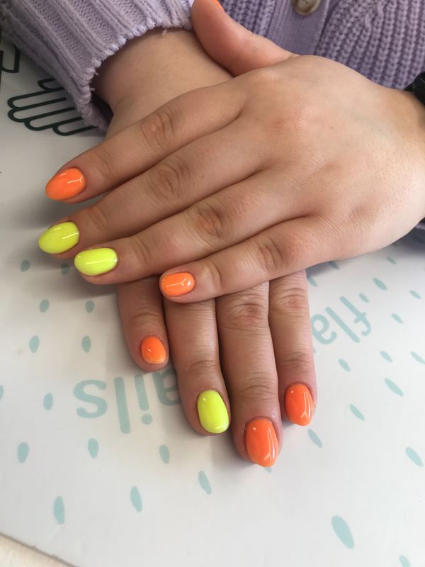 Маникюр, разная длинна/форма, оранжевый, глянцевый, комбинированный