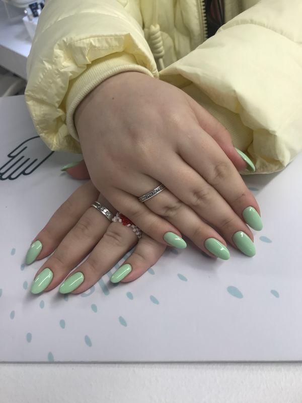 Маникюр, мята, глянцевый, нюд, однотон, нежный, на каждый день
