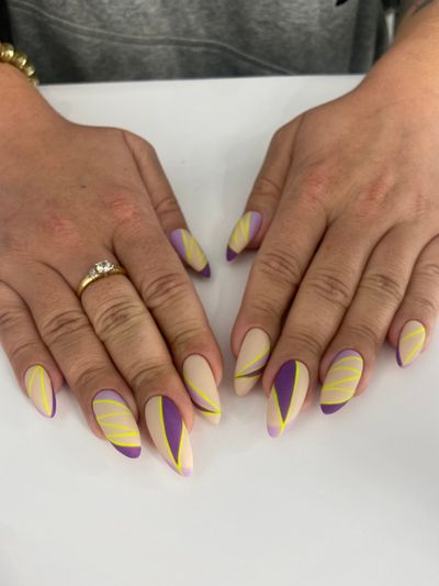 дизайн, матовый, абстракция, геометрия, линии, рисунок, разные цвета, кремовый, фиолетовый, сиреневый, желтый