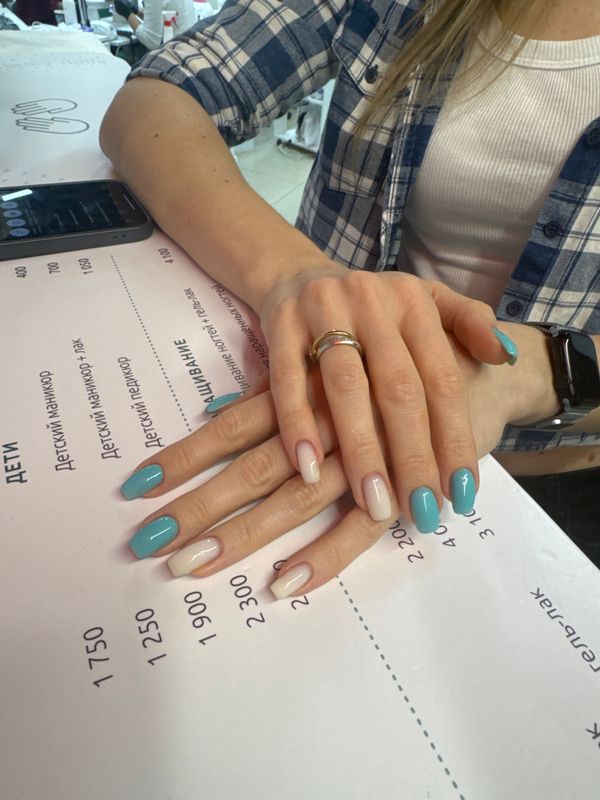 глянцевый, голубой, комбинированный, нюд, Маникюр, на каждый день