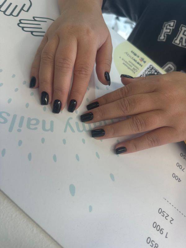 Маникюр, черный, глянцевый, однотон