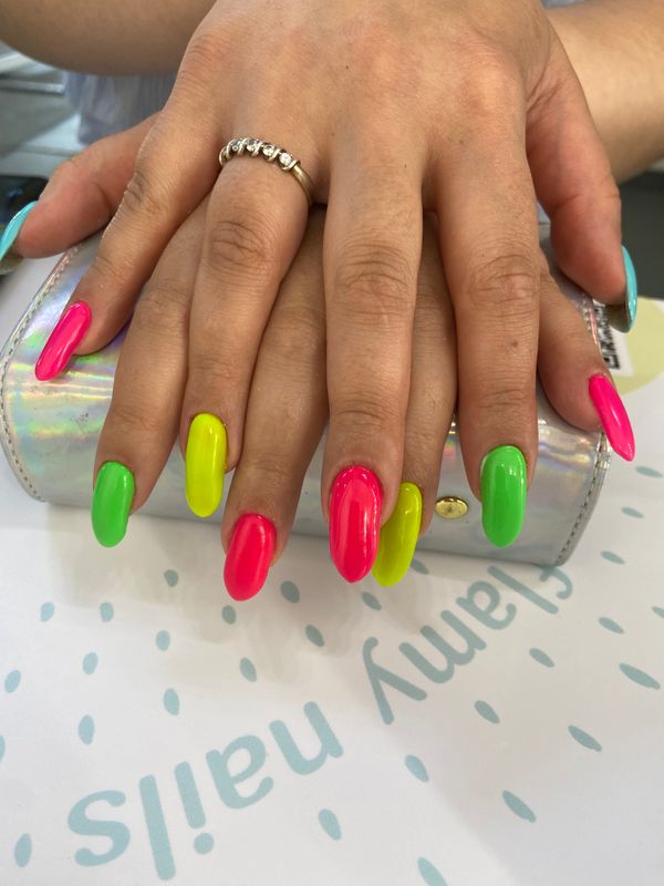 Маникюр, разные цвета, глянцевый, оригинальный