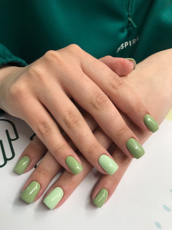 глянцевый, зеленый, нюд, салатовый, однотон, комбинированный, Маникюр, на каждый день