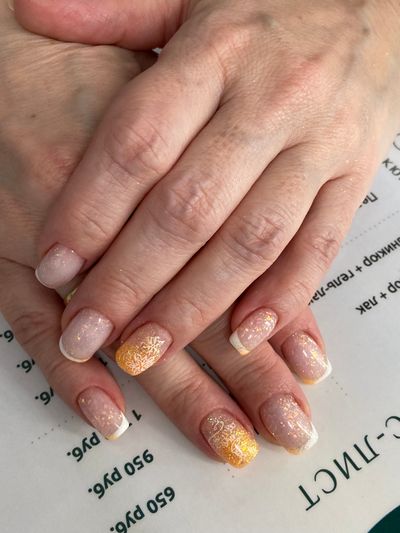 дизайн, новогодний, матовый, нюд, шиммер, френч, классический, снежинка, блестки, разные цвета, белый, слоновая кость, золото