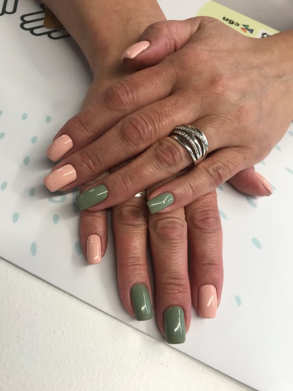 Маникюр, кремовый, глянцевый, оливковый, комбинированный