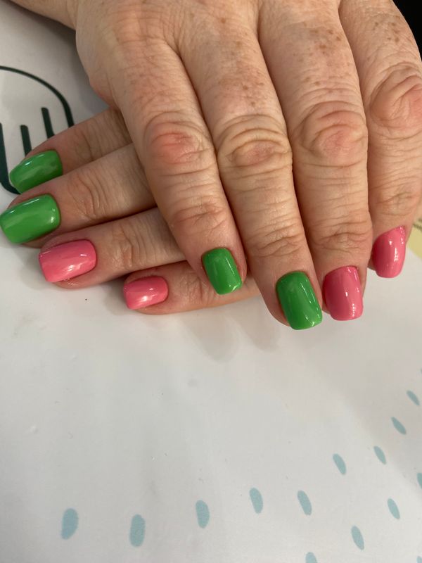 Маникюр, зеленый, комбинированный, глянцевый