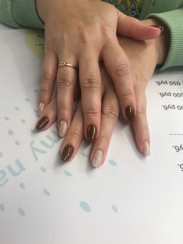 Маникюр, коричневый, глянцевый, комбинированный, шиммер, слоновая кость