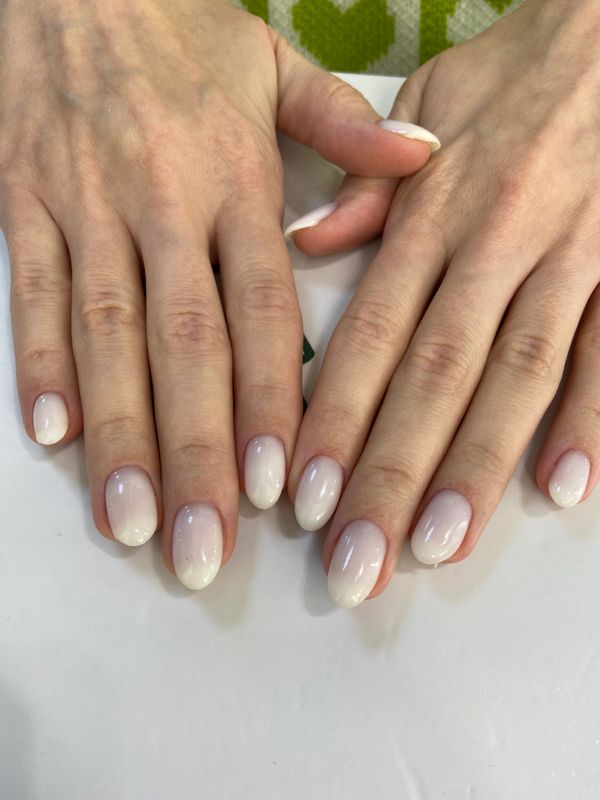 Маникюр, разная длинна/форма, молочная база, глянцевый, нюд, однотон