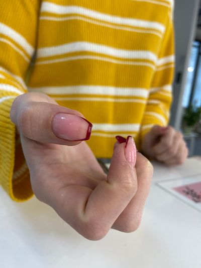 дизайн, глянцевый, френч, не под кутикулу, разные цвета, бордовый, розовый бледный, камуфляж, комбинированный