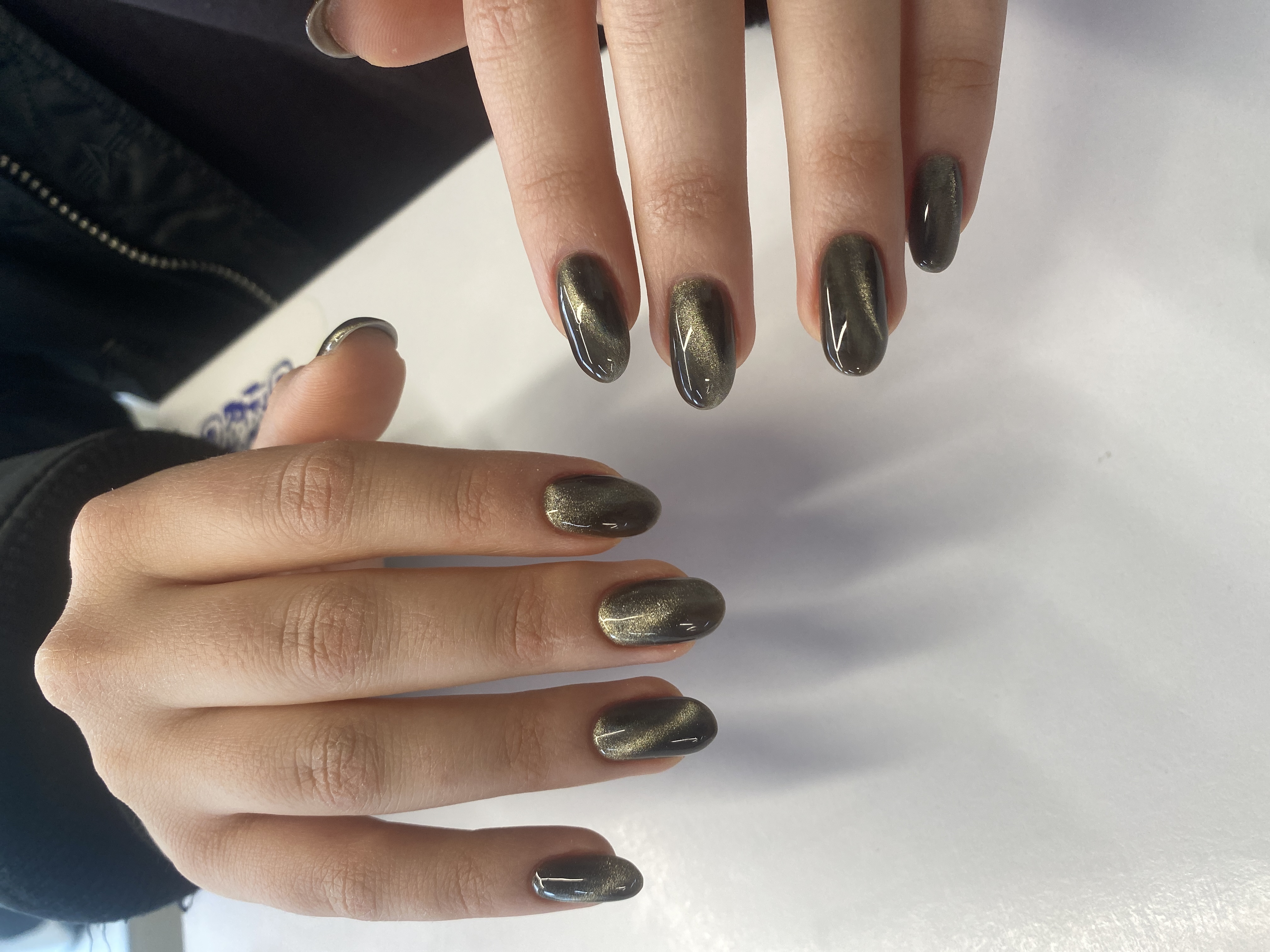 серый, Маникюр, однотон, на каждый день, кошачий глаз