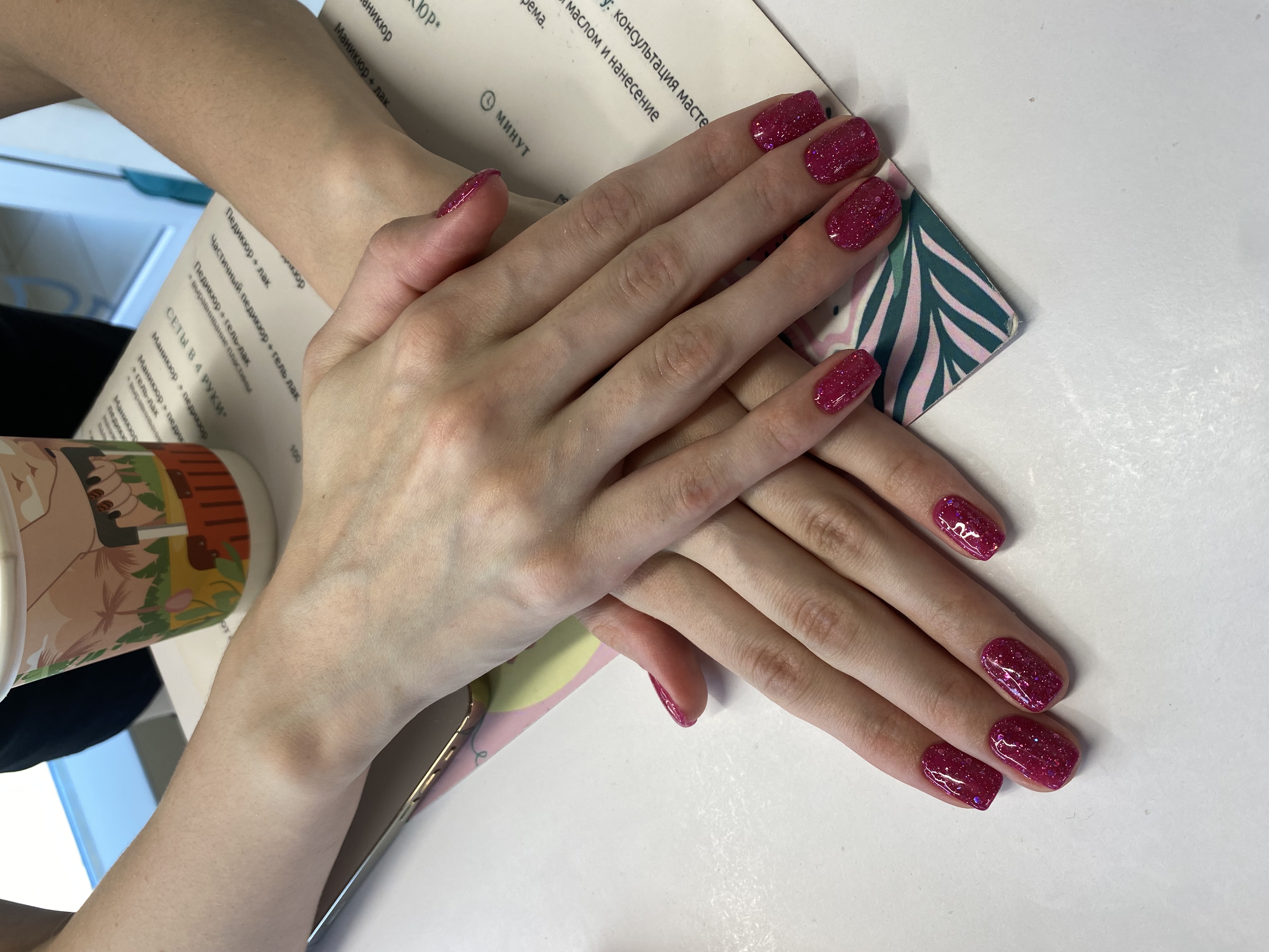 лак с блестками, на каждый день, Маникюр, однотон, разная длинна, малиновый