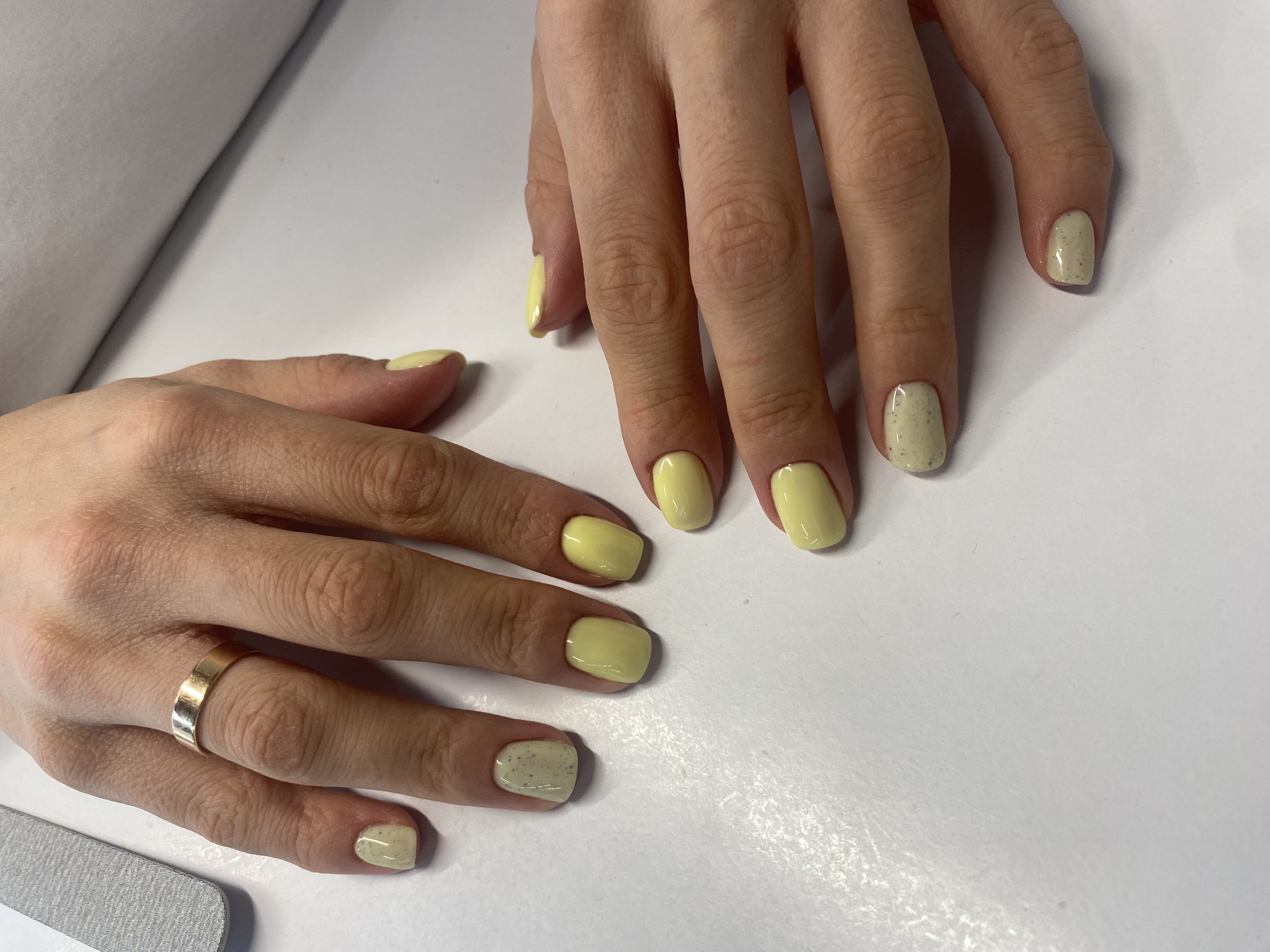 комбинированный, Маникюр, топ в крапинку, желтый, на каждый день