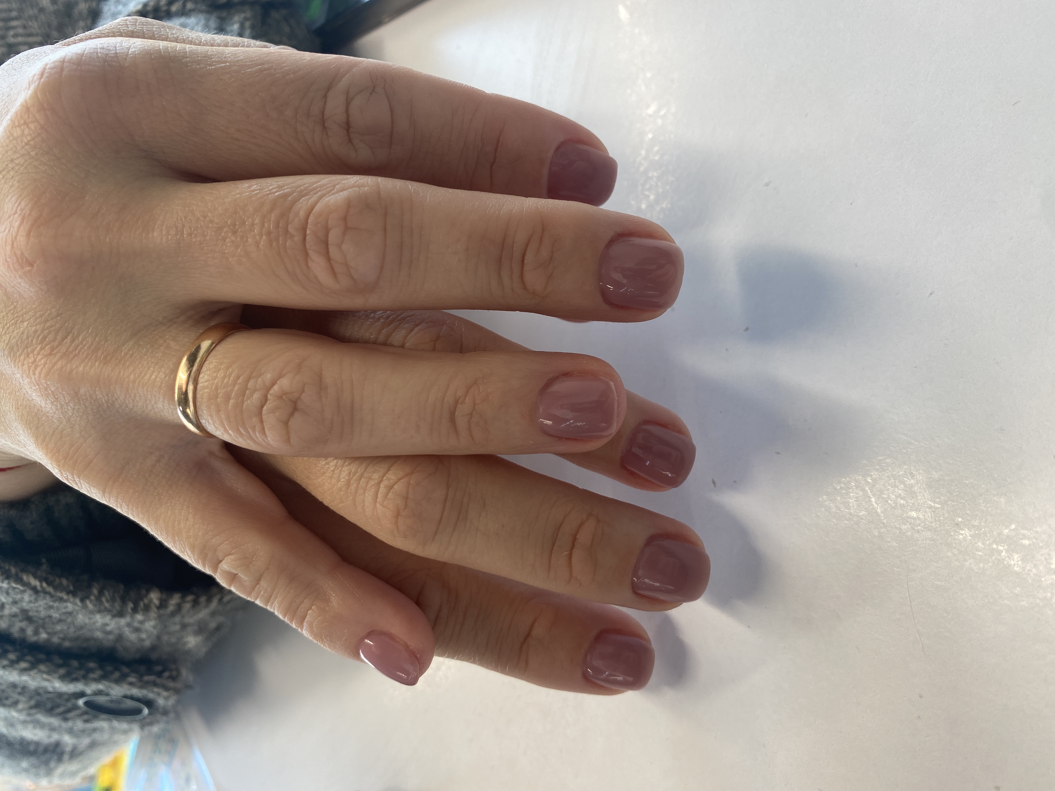 Маникюр, нюд, однотон, сиреневый, на каждый день