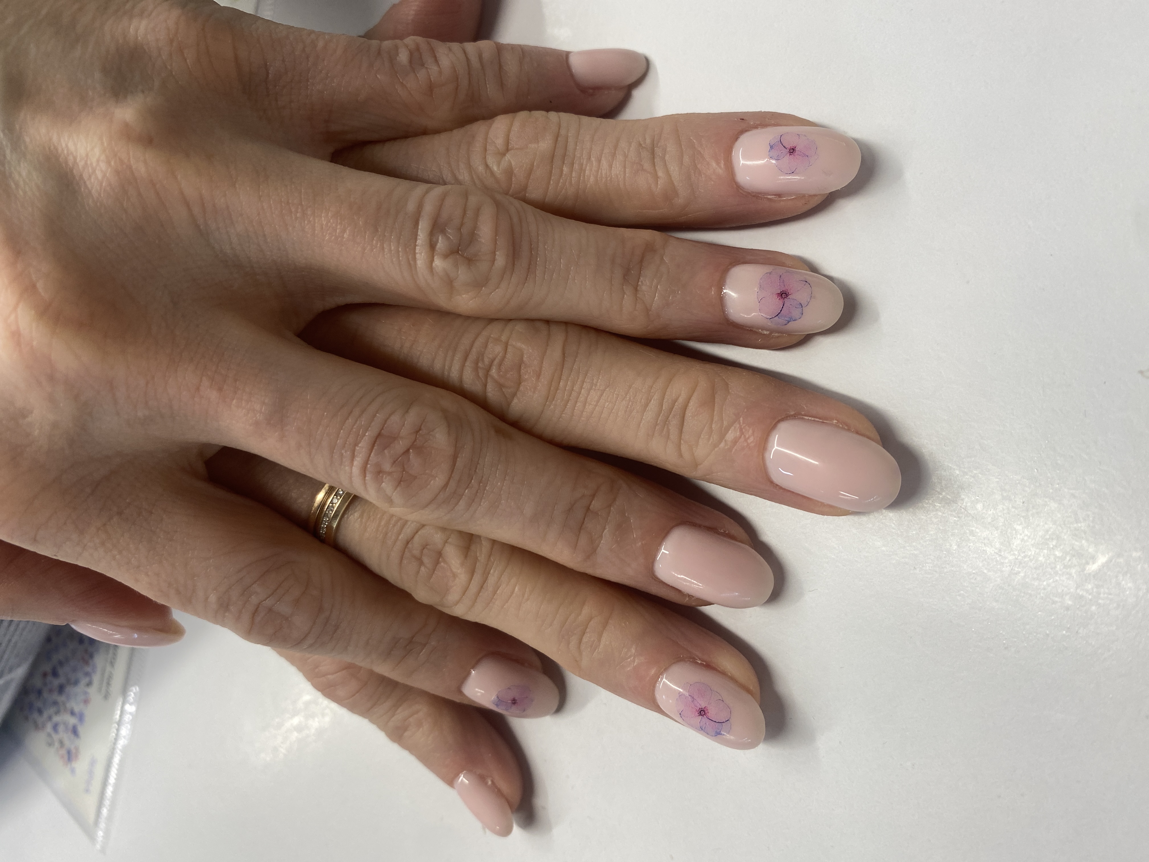 молочный, Маникюр, наклейка, дизайн, цветы, нежный, на каждый день